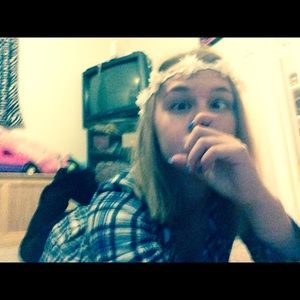 Meet your Posher, Atison